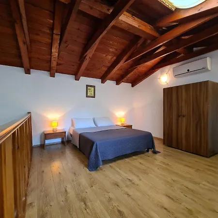 House Vidulini 2134 *