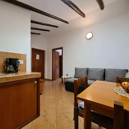 House Vidulini 2134 度假居 Pifari