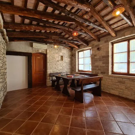 House Vidulini 2134 * Pifari